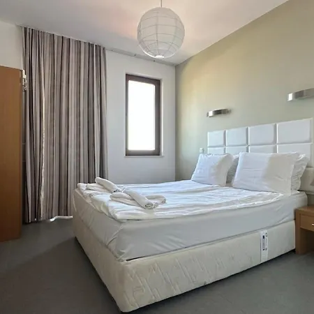 아파트 Paradise View *