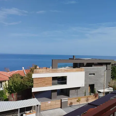 Paradise View Apartmán *